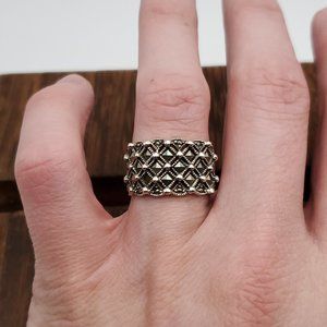 Size 6.75 925 Sterling Silver Cool Pattern Marcasite Stone Ring